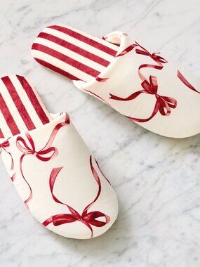 Monique Lhuillier Pottery Barn Aubree Bow Slippers Slip On House Shoe NWT